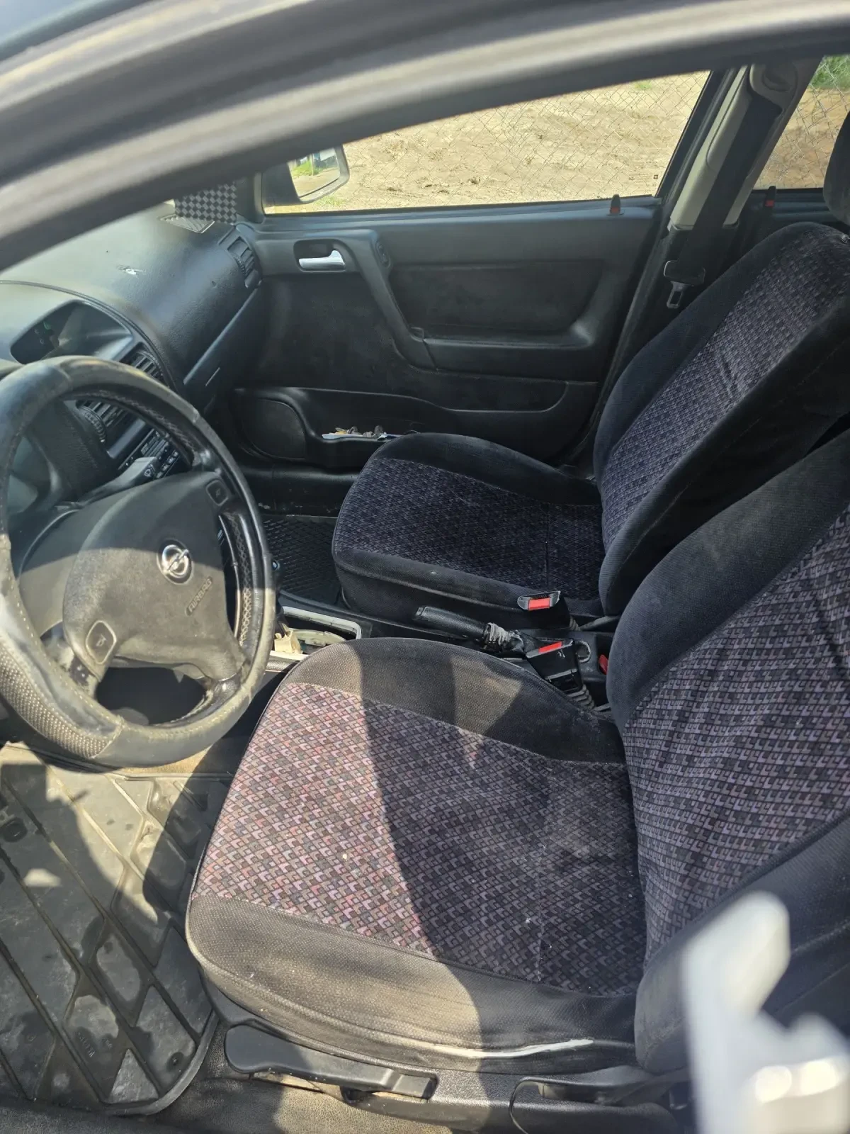 Opel Astra 1.6 75 , снимка 11 - Автомобили и джипове - 54099913