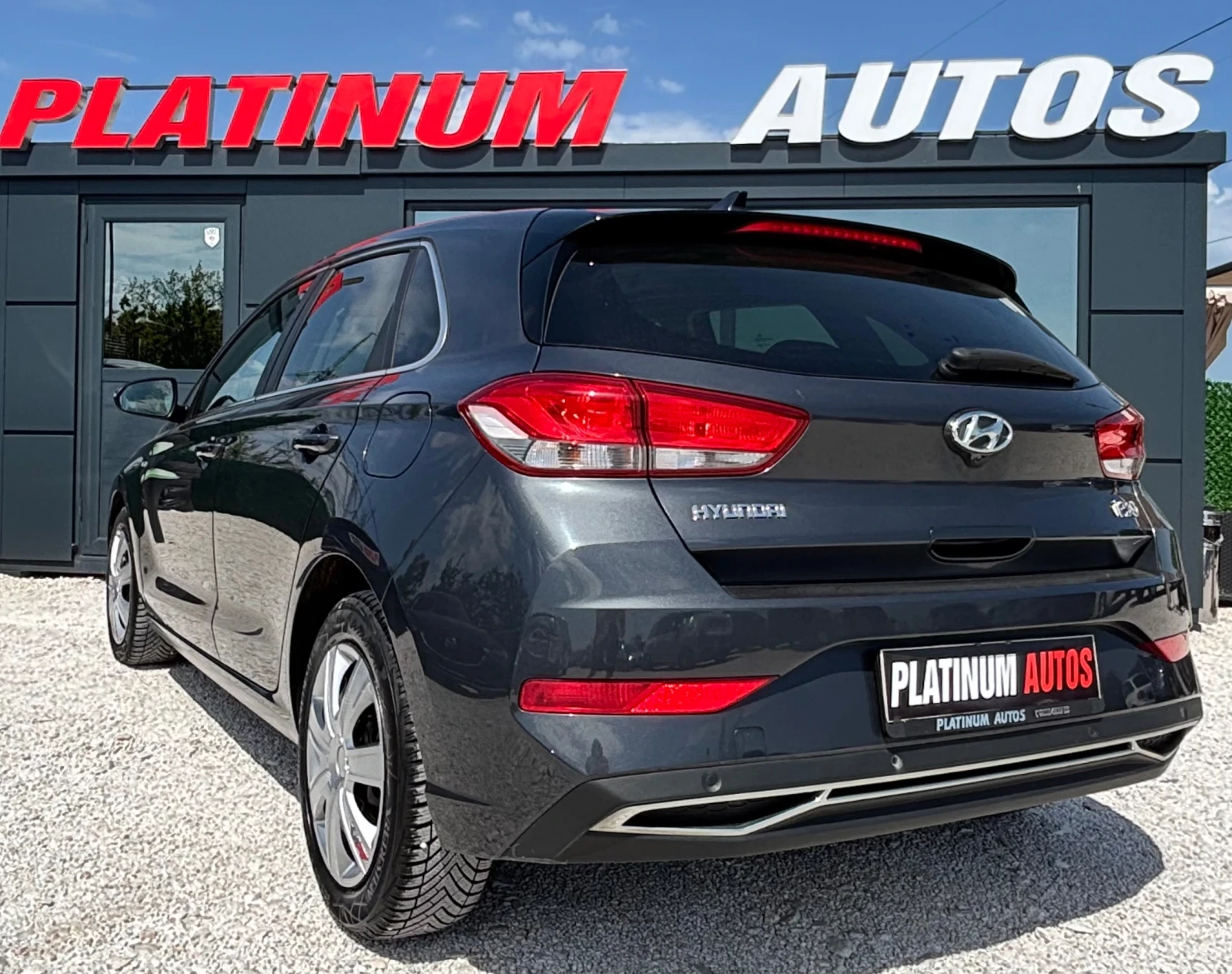 Hyundai I30 MILD HYBRID/ПОДГРЕВ/КАМЕРА/ЕВРО 6 , снимка 9 - Автомобили и джипове - 54713545