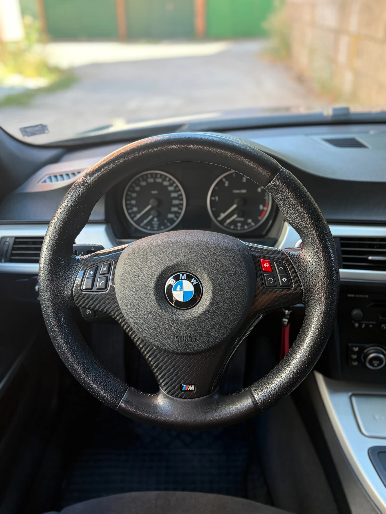BMW 320, снимка 10 - Автомобили и джипове - 55498883