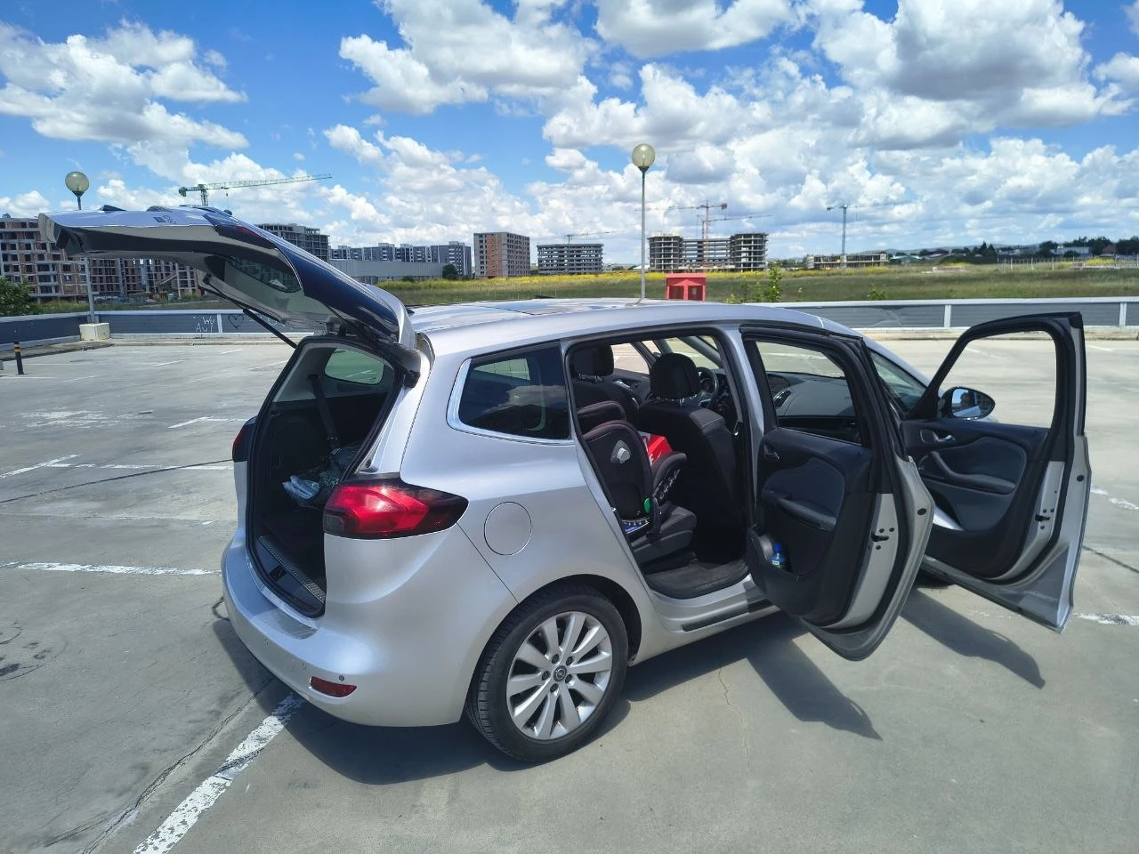 Opel Zafira 1.4 Turbo ecoFLEX Панорама - Газ, снимка 10 - Автомобили и джипове - 55066120