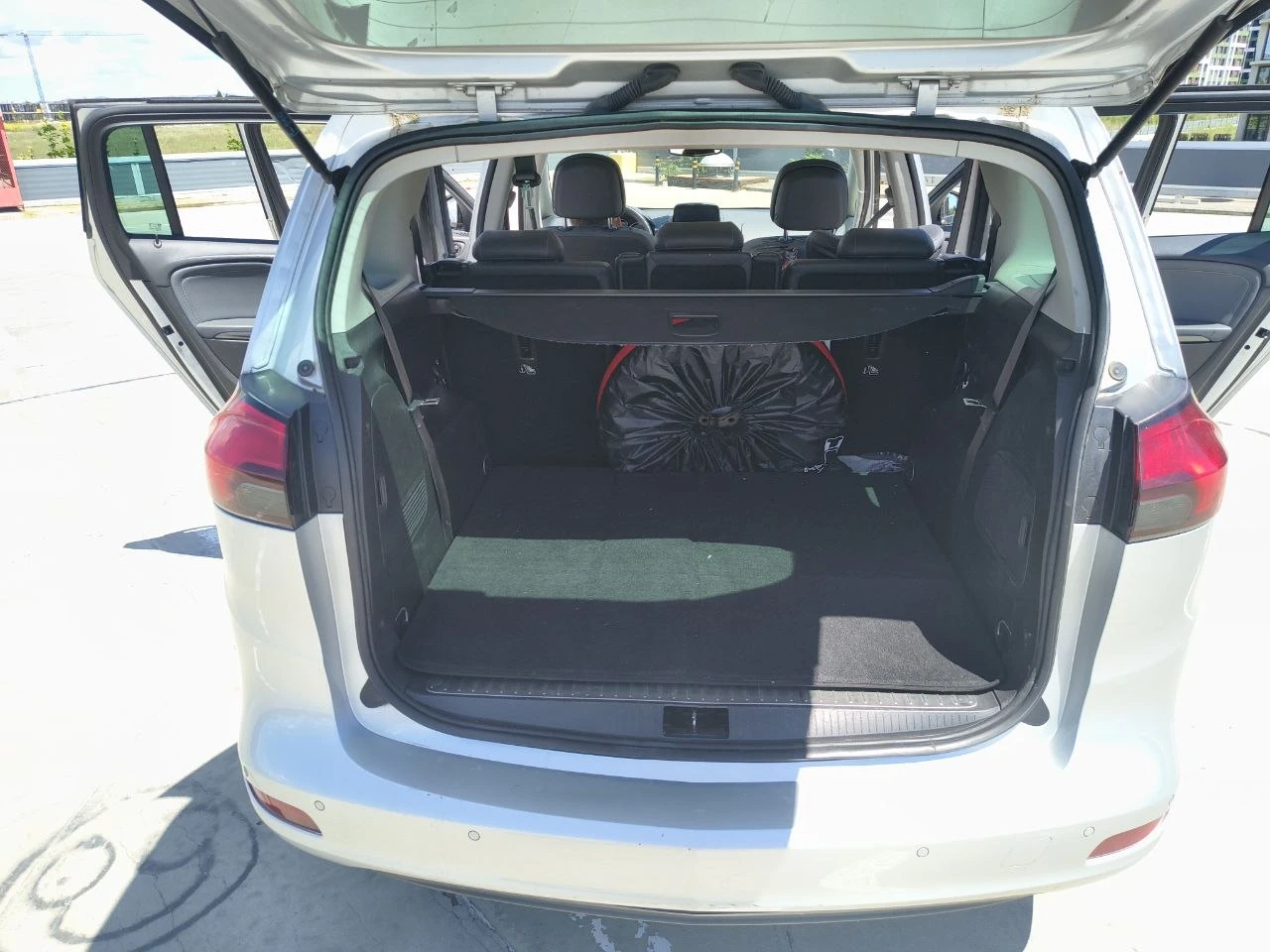 Opel Zafira 1.4 Turbo ecoFLEX Панорама - Газ, снимка 8 - Автомобили и джипове - 55066120