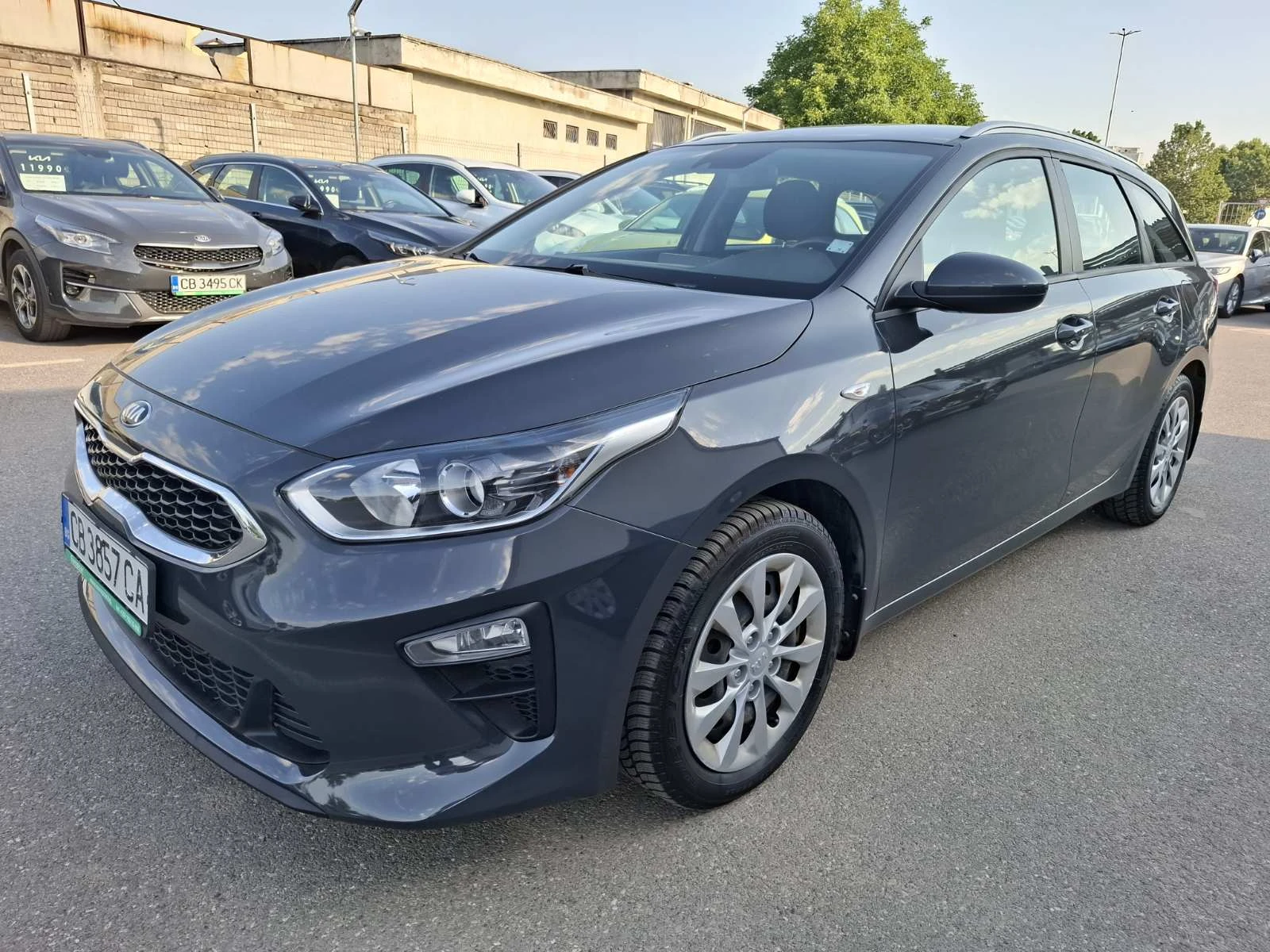 Kia Ceed 1.6 crdi Comfort SW Гаранция