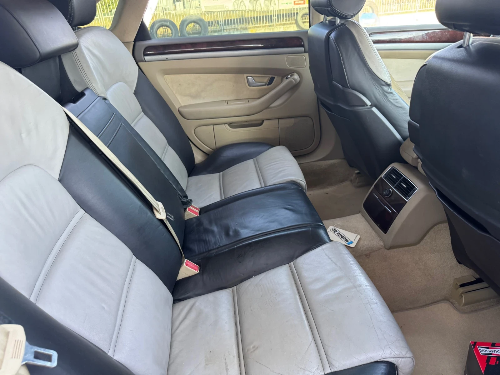 Audi A8 Audi A8 3.0 TDI Quattro, снимка 11 - Автомобили и джипове - 55470105