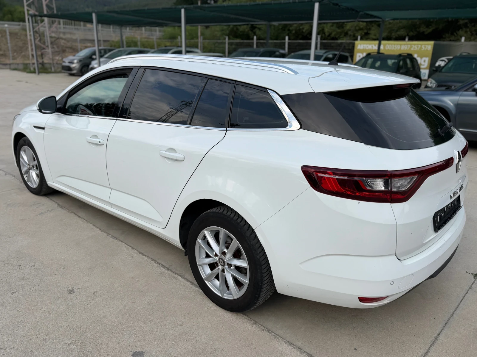 Renault Megane 1.5DCI/Bussines/Пълен Сервиз!!!, снимка 8 - Автомобили и джипове - 55656885