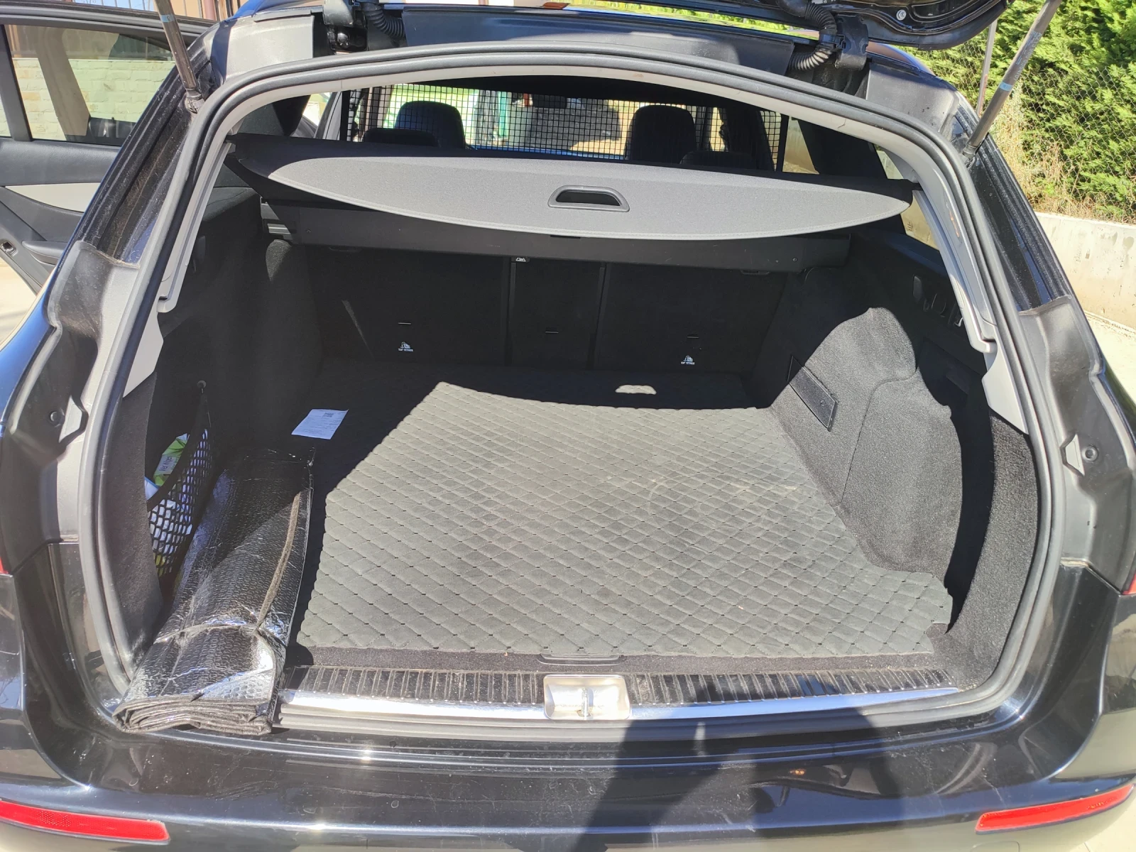 Mercedes-Benz E 220 w213, снимка 4 - Автомобили и джипове - 56618396