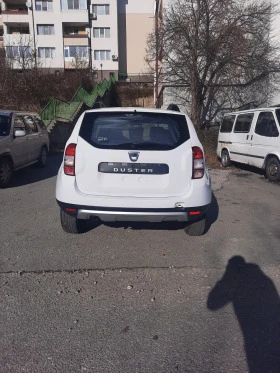 Dacia Duster 4х4, снимка 9