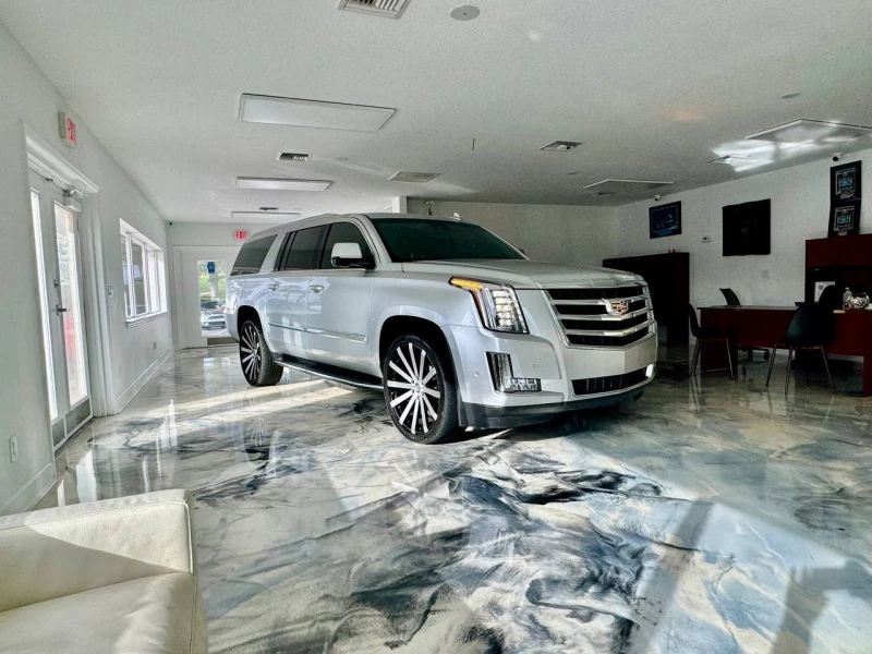 Cadillac Escalade ESV Luxury 1SB, снимка 1 - Автомобили и джипове - 48207152