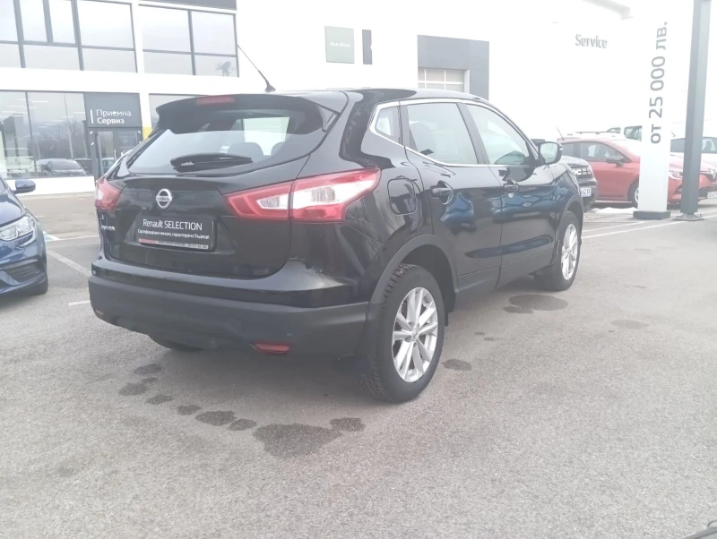 Nissan Qashqai 1.6 CDi130k.c., снимка 4 - Автомобили и джипове - 48811476