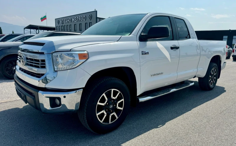 Toyota Tundra SR5, снимка 3 - Автомобили и джипове - 50644599