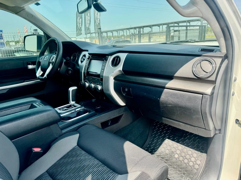 Toyota Tundra SR5, снимка 14 - Автомобили и джипове - 50644599