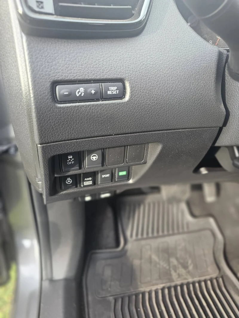 Nissan Qashqai 4x4 2.0 , снимка 9 - Автомобили и джипове - 52483521