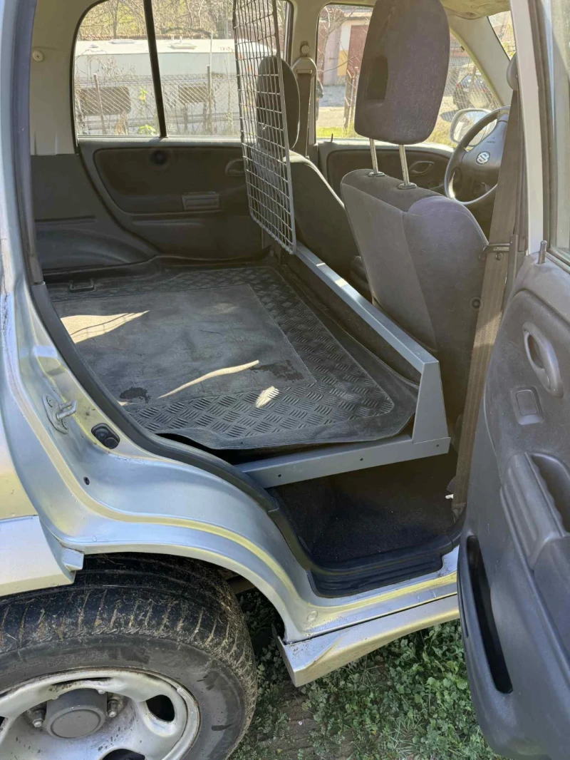 Suzuki Grand vitara, снимка 6 - Автомобили и джипове - 52929024