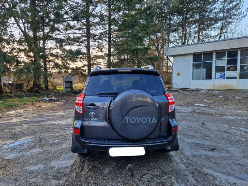 Toyota Rav4 4x4 D4D Без ръжда, снимка 5 - Автомобили и джипове - 53156959