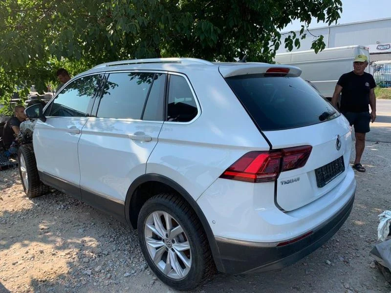 VW Tiguan 2.0 tdi - [1] 