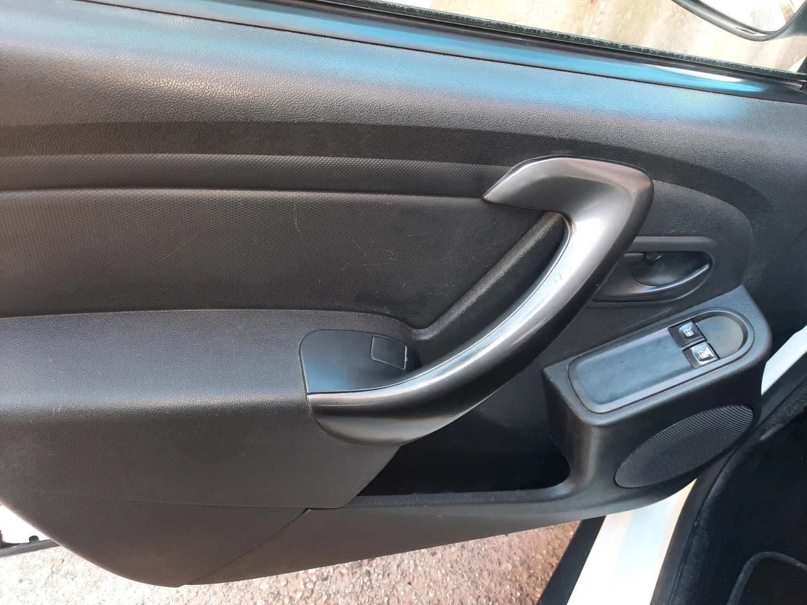 Dacia Duster 44 | Mobile.bg   17