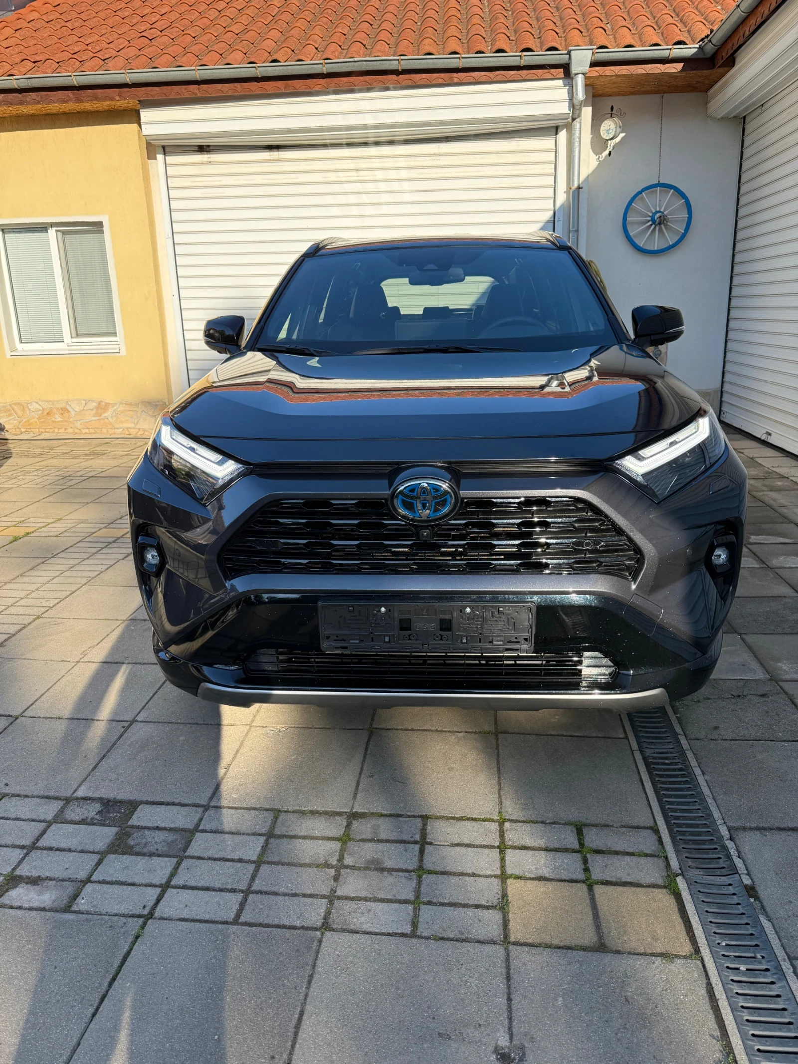 Toyota Rav4 Hybrid/4x2/Style/JBL/218к.с. - изображение 2