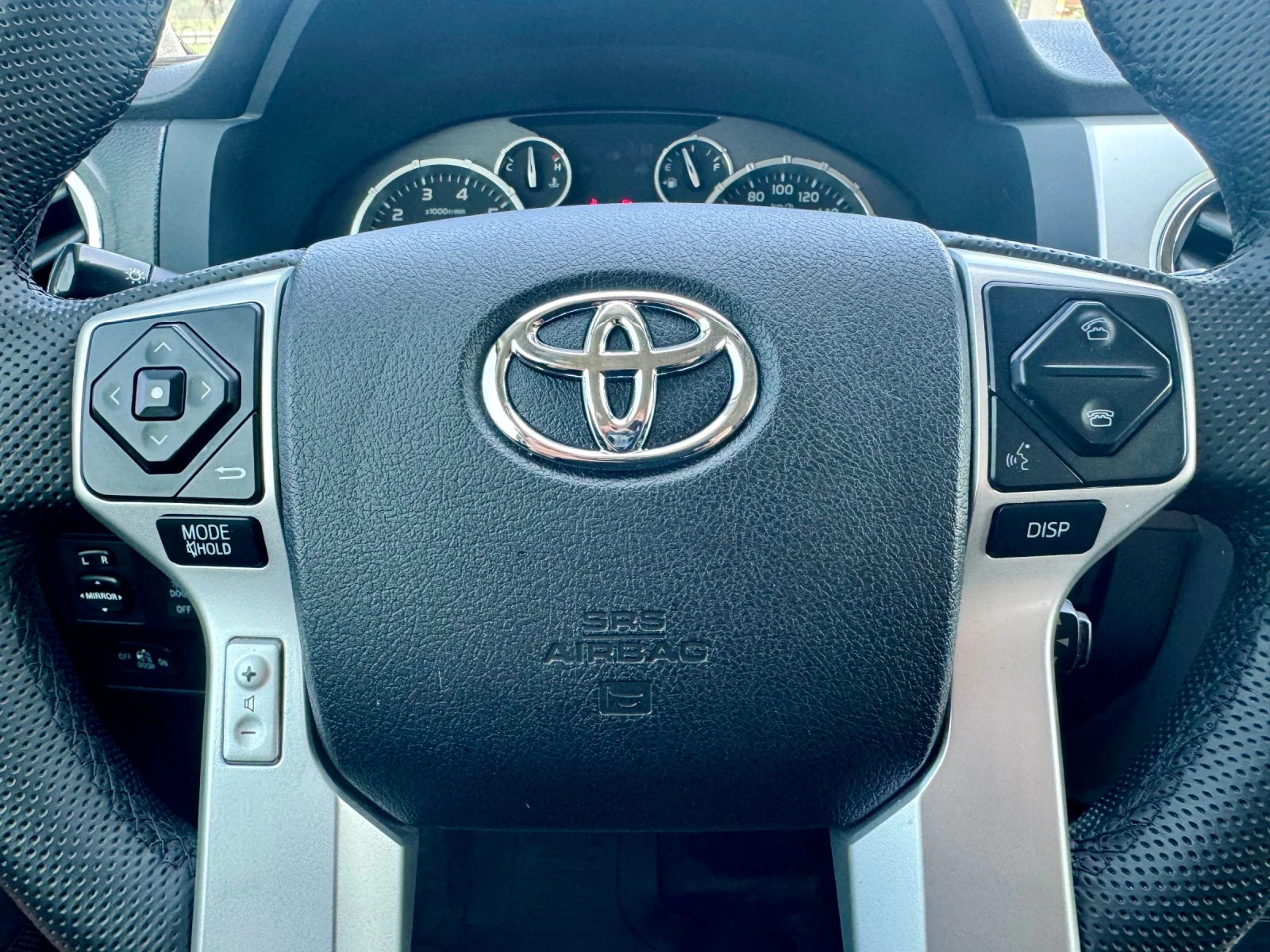 Toyota Tundra SR5 | Mobile.bg   17