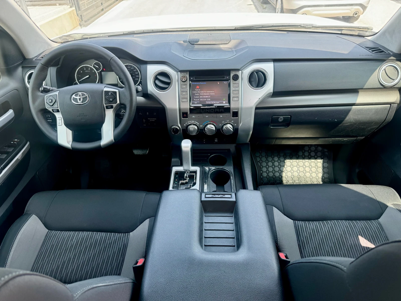 Toyota Tundra SR5 - изображение 7
