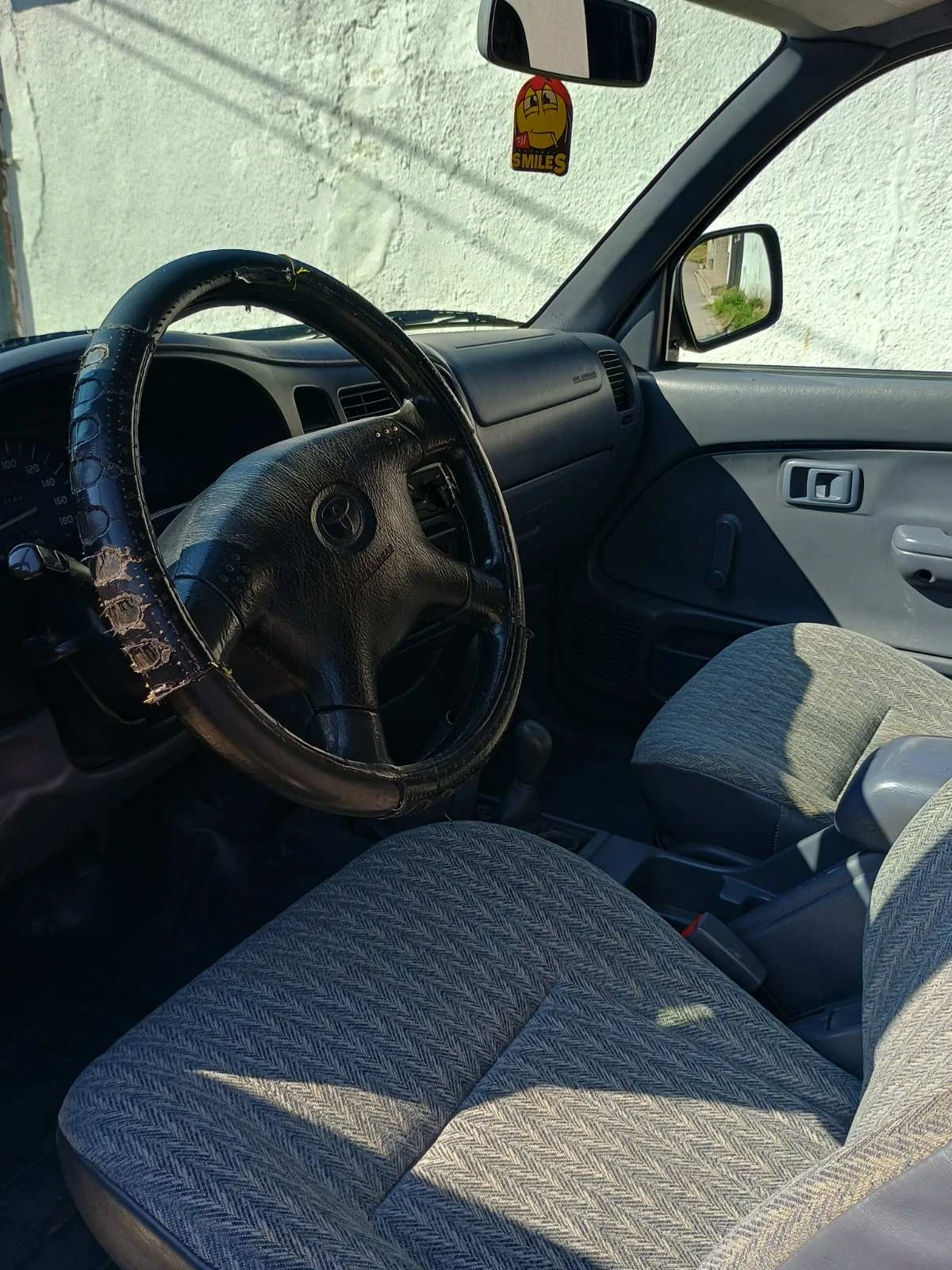 Toyota Hilux  - изображение 10