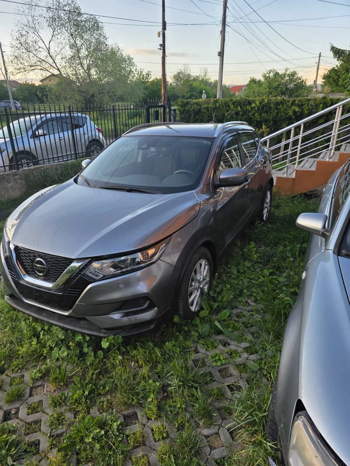 Nissan Qashqai 4x4 2.0  - изображение 4