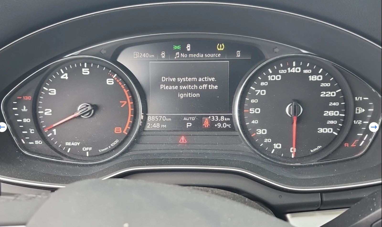 Audi Q5 QUATTRO АВТОКРЕДИТ - изображение 9