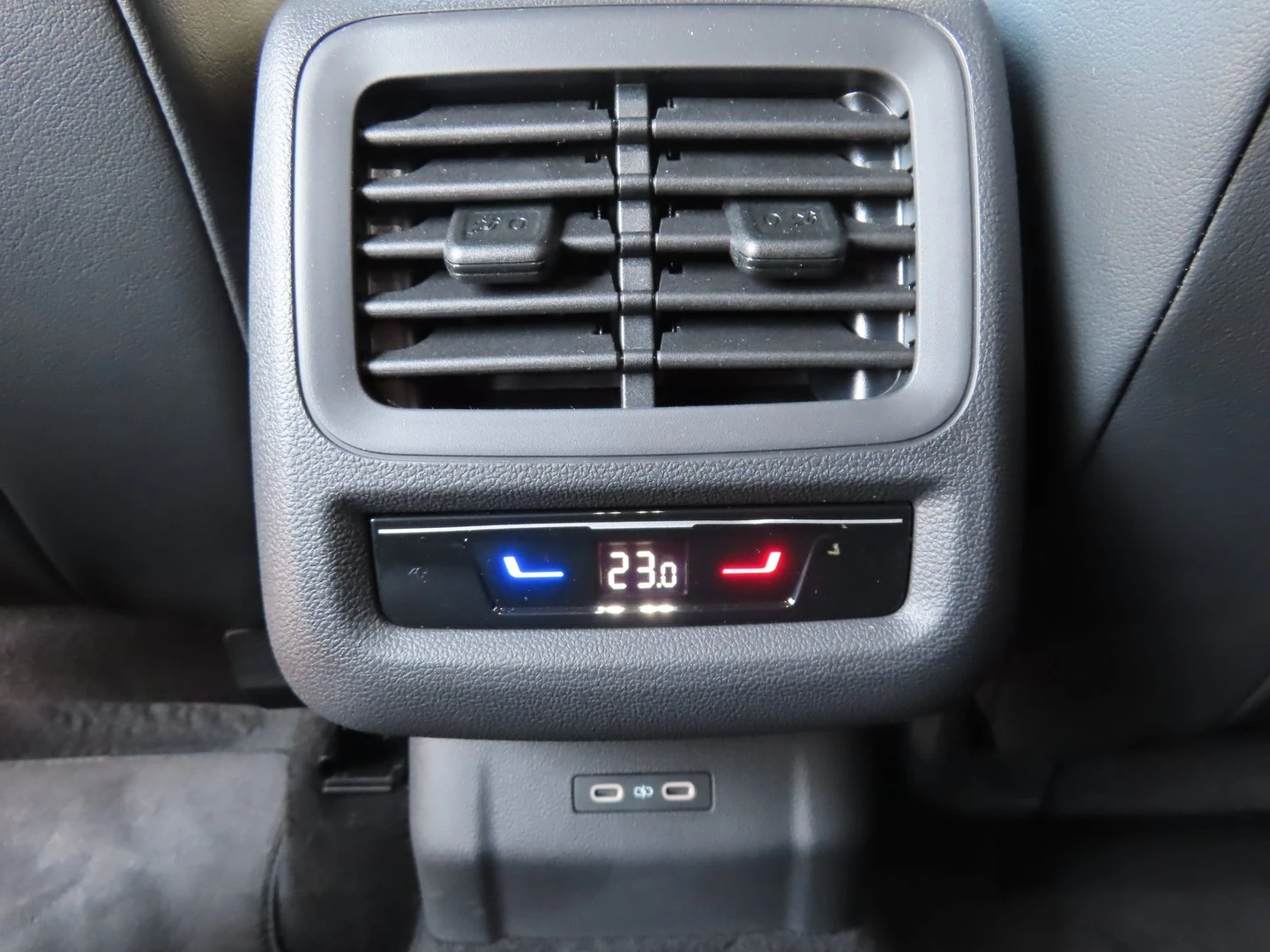 VW T-Roc | Mobile.bg � ����������� 10