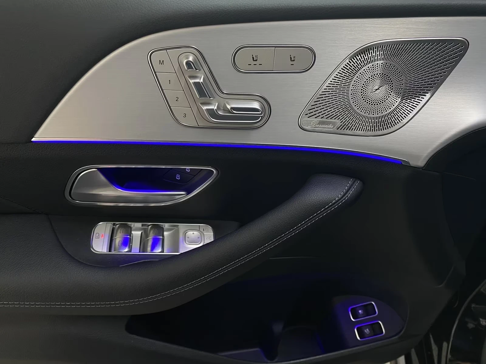 Mercedes-Benz GLE 400 e 4= MATIC AMG PLUG-IN HYBRID BURMESTER NIGHT-PAKE, снимка 10 - Автомобили и джипове - 54045620