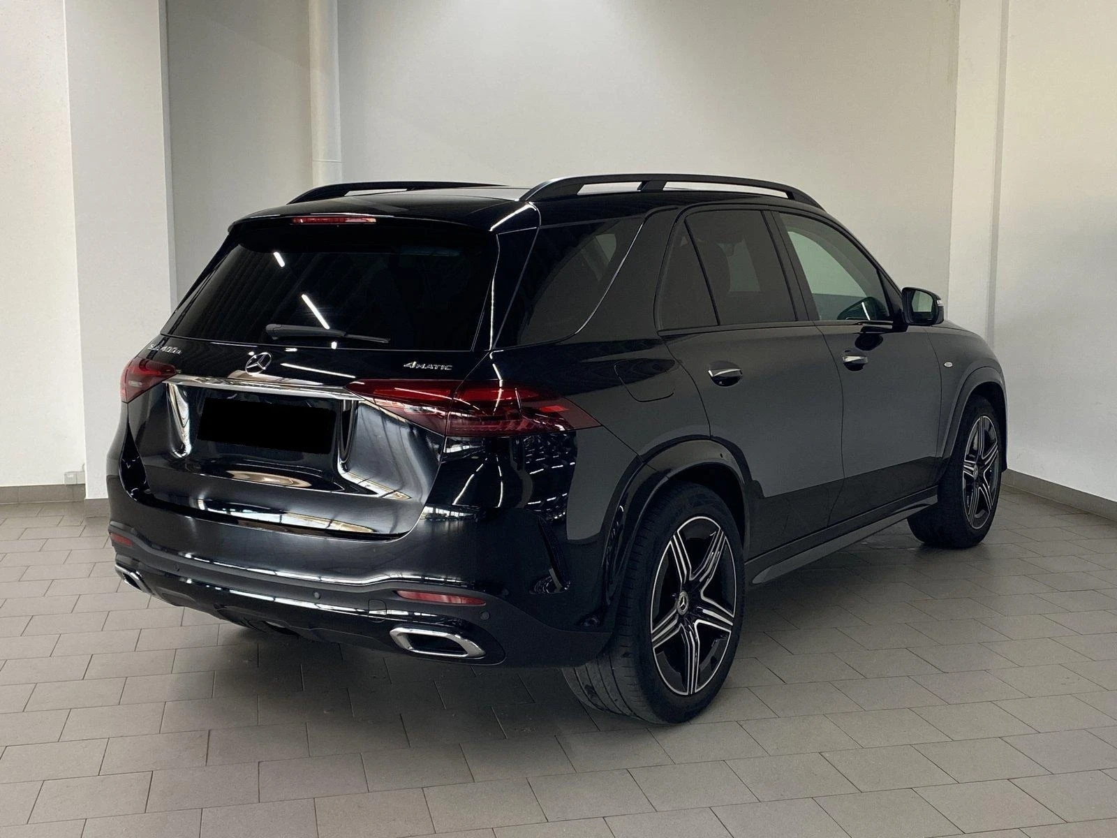 Mercedes-Benz GLE 400 e 4= MATIC AMG PLUG-IN HYBRID BURMESTER NIGHT-PAKE, снимка 3 - Автомобили и джипове - 54045620