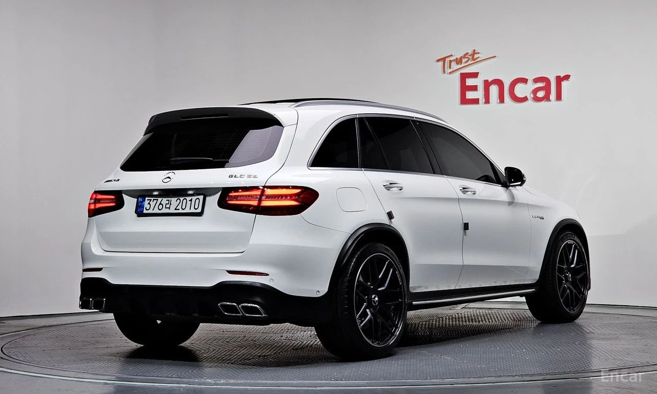 Mercedes-Benz GLC 63 AMG 4MATIC+ * , снимка 2 - Автомобили и джипове - 54945184