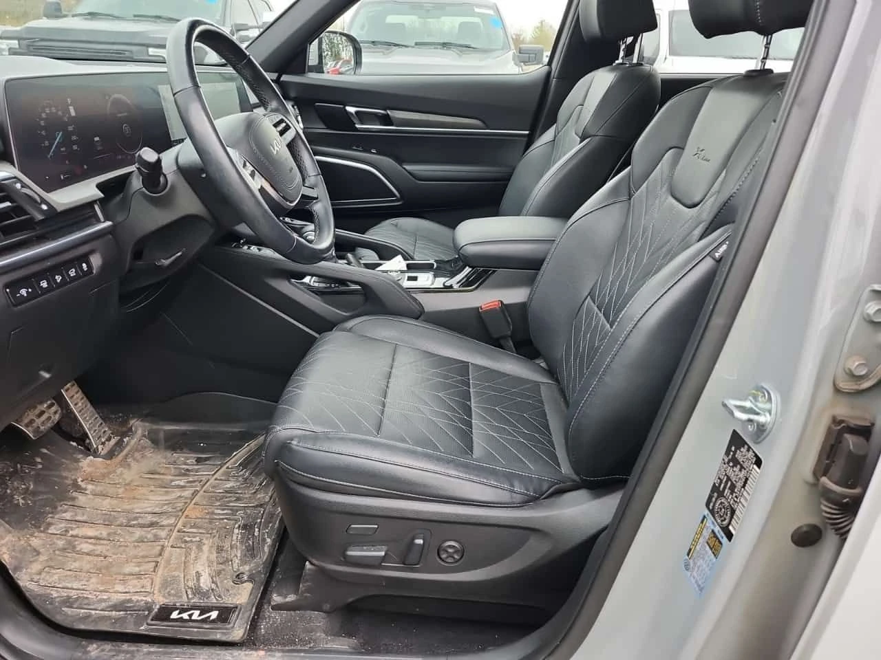 Kia Telluride * X LINE 4D UTILITY AWD * CARFAX * Oт Hyundai * , снимка 8 - Автомобили и джипове - 54967575