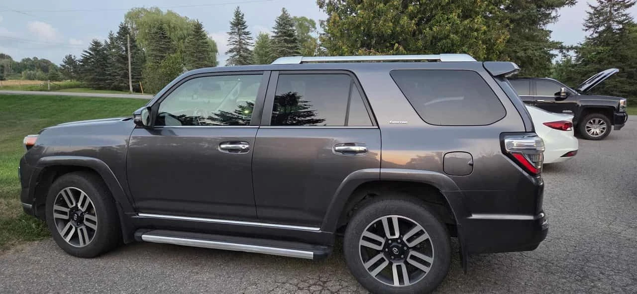 Toyota 4runner * SR5 * АВТОКРЕДИТ БЕЗ ПЪРВОНАЧАЛНА ВНОСКА* , снимка 2 - Автомобили и джипове - 55613581