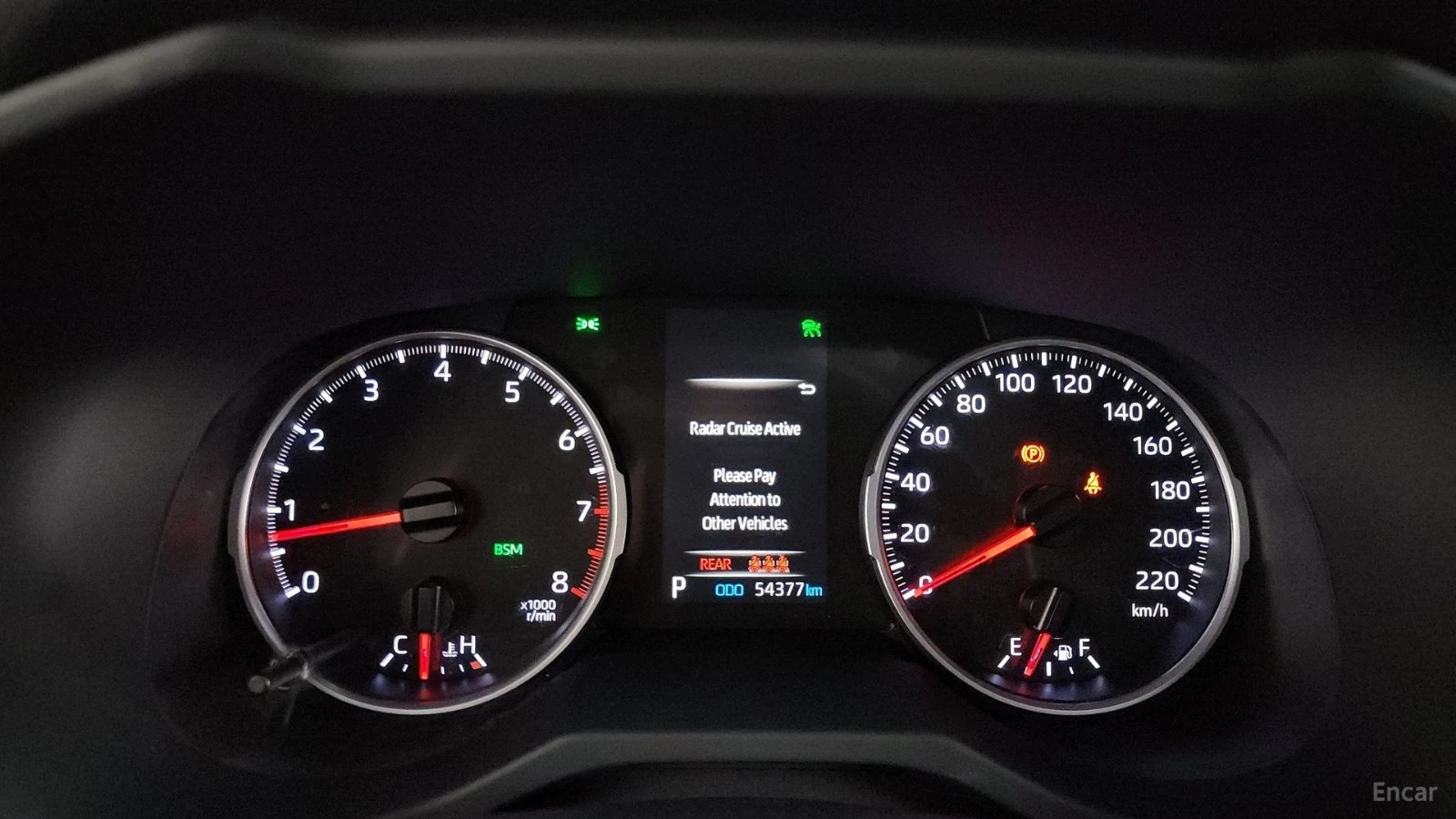 Toyota Rav4 2.5 2WD* КОЖА* ОБДУХВ* ПАНО* АВТОКРЕДИТ, снимка 6 - Автомобили и джипове - 55619101