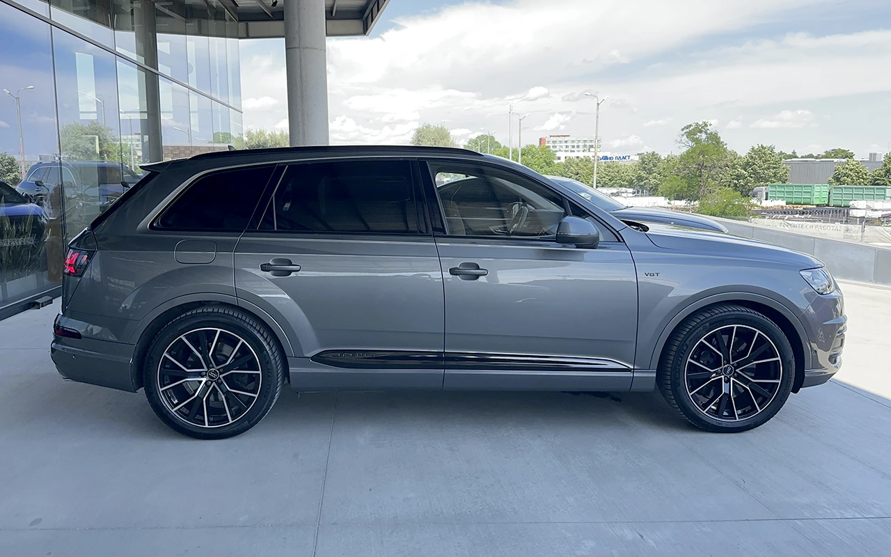 Audi SQ7 4.0 V8 TDI quattro, снимка 3 - Автомобили и джипове - 55638817