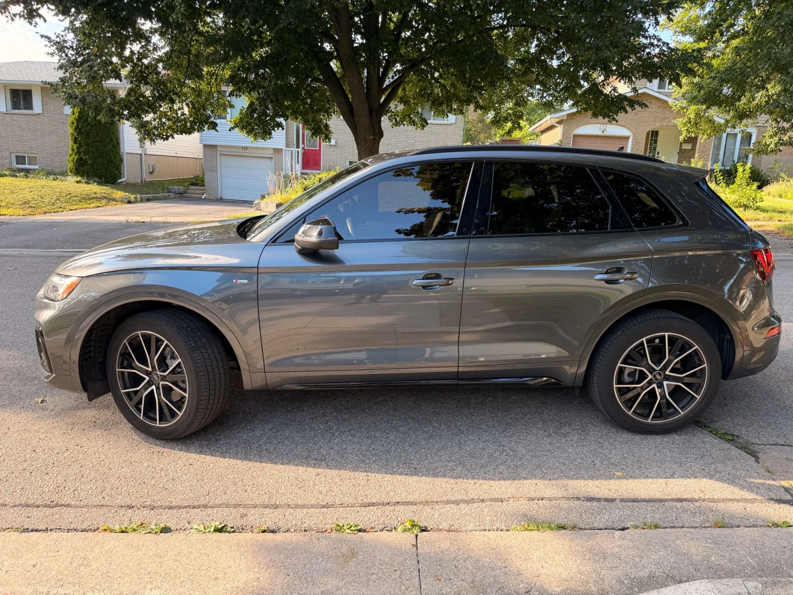Audi Q5  TECHNIK / DISTRONIC / 360 / PANORAMA , снимка 2 - Автомобили и джипове - 55938743