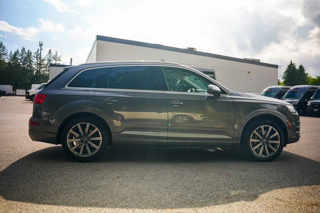 Audi Q7 quattro * Панорама * АвтоКредит (ЦЕНА ДО БГ), снимка 5 - Автомобили и джипове - 56186160