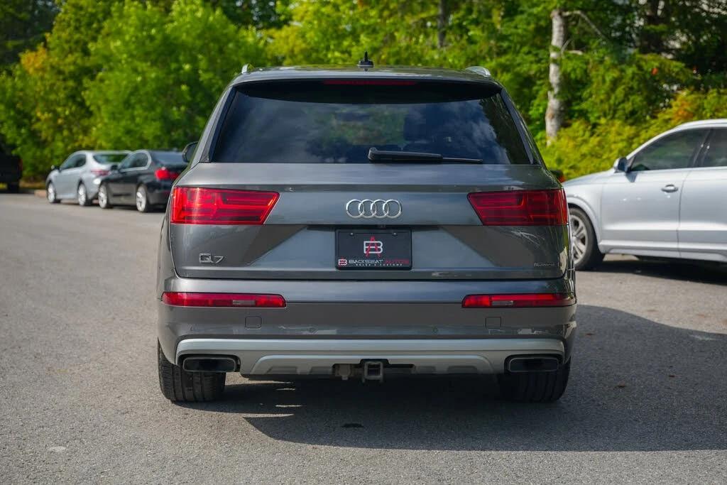 Audi Q7 quattro * Панорама * АвтоКредит (ЦЕНА ДО БГ), снимка 7 - Автомобили и джипове - 56186160