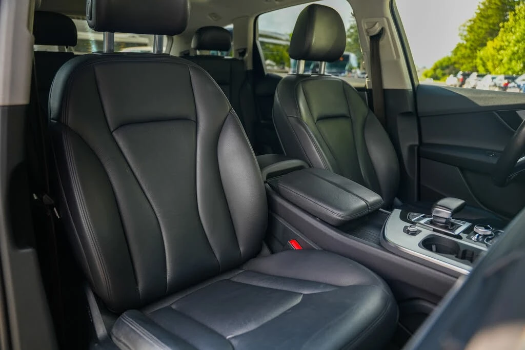 Audi Q7 quattro * Панорама * АвтоКредит (ЦЕНА ДО БГ), снимка 14 - Автомобили и джипове - 56186160