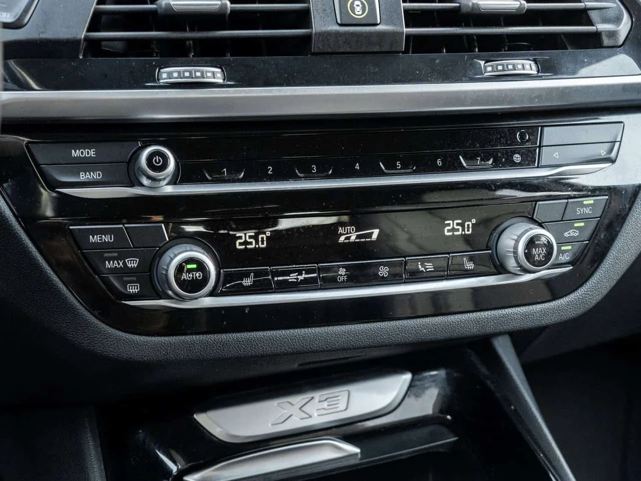 BMW X3 * 30i xDrive * CARFAX *  | Mobile.bg � ����������� 17