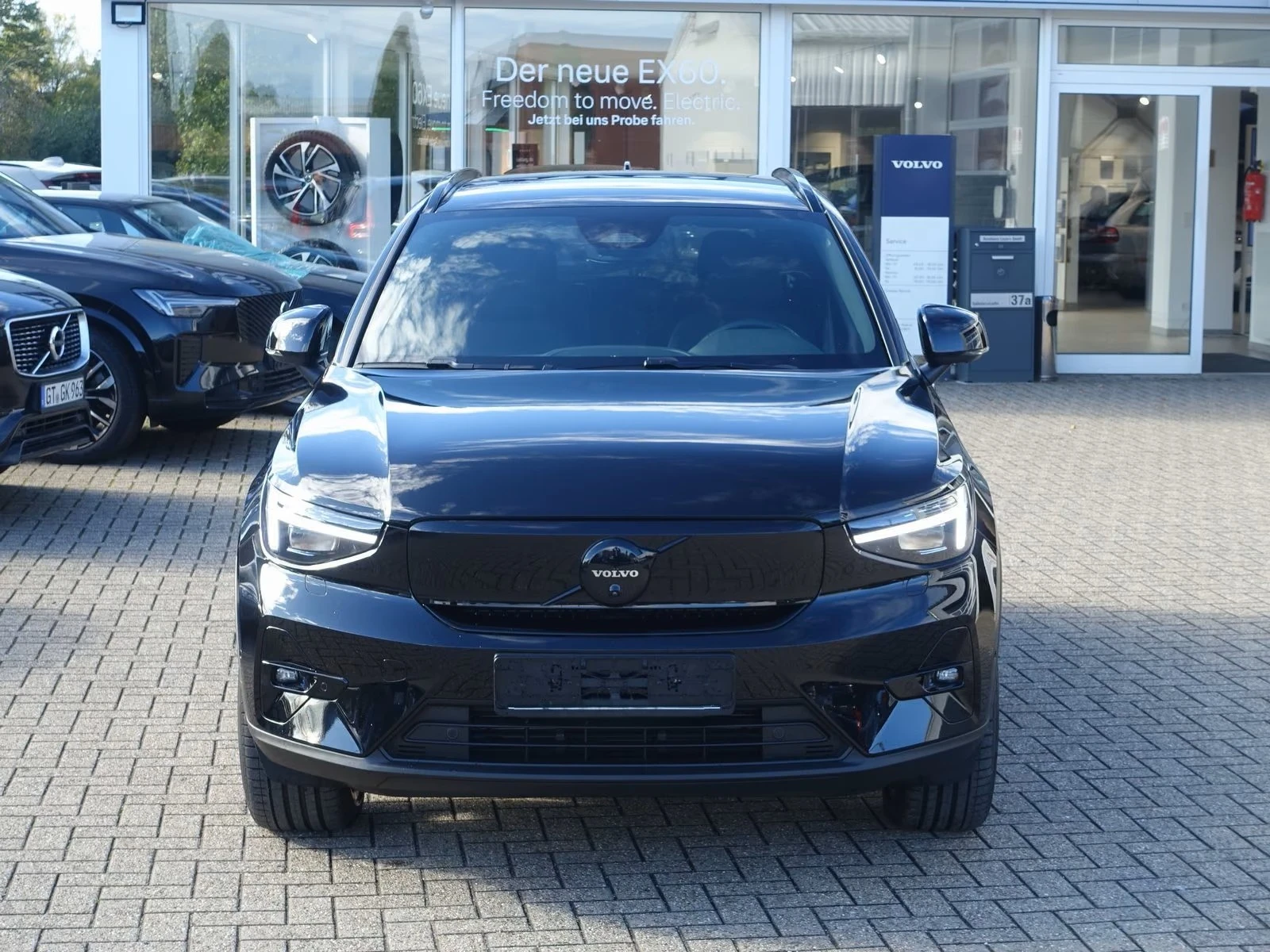 Volvo EX40 Black Edition Plus Twin Motor | Mobile.bg � ����������� 5