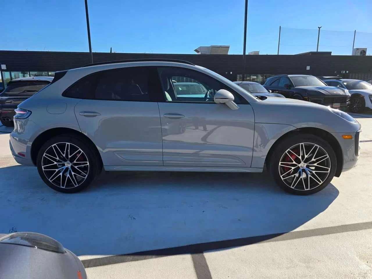 Porsche Macan, снимка 3 - Автомобили и джипове - 56706173