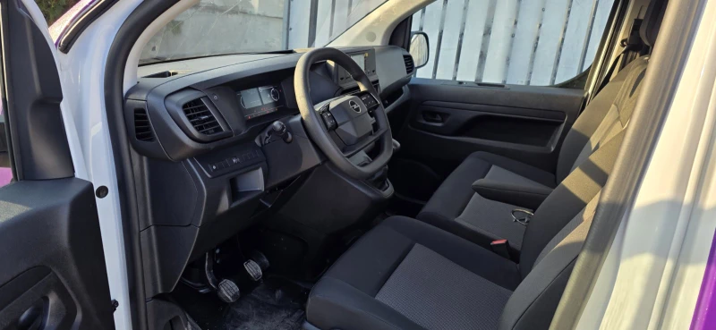 Opel Vivaro MCA Panel Van MT6 2.0 BlueHDI 140hp, снимка 6 - Бусове и автобуси - 53443335