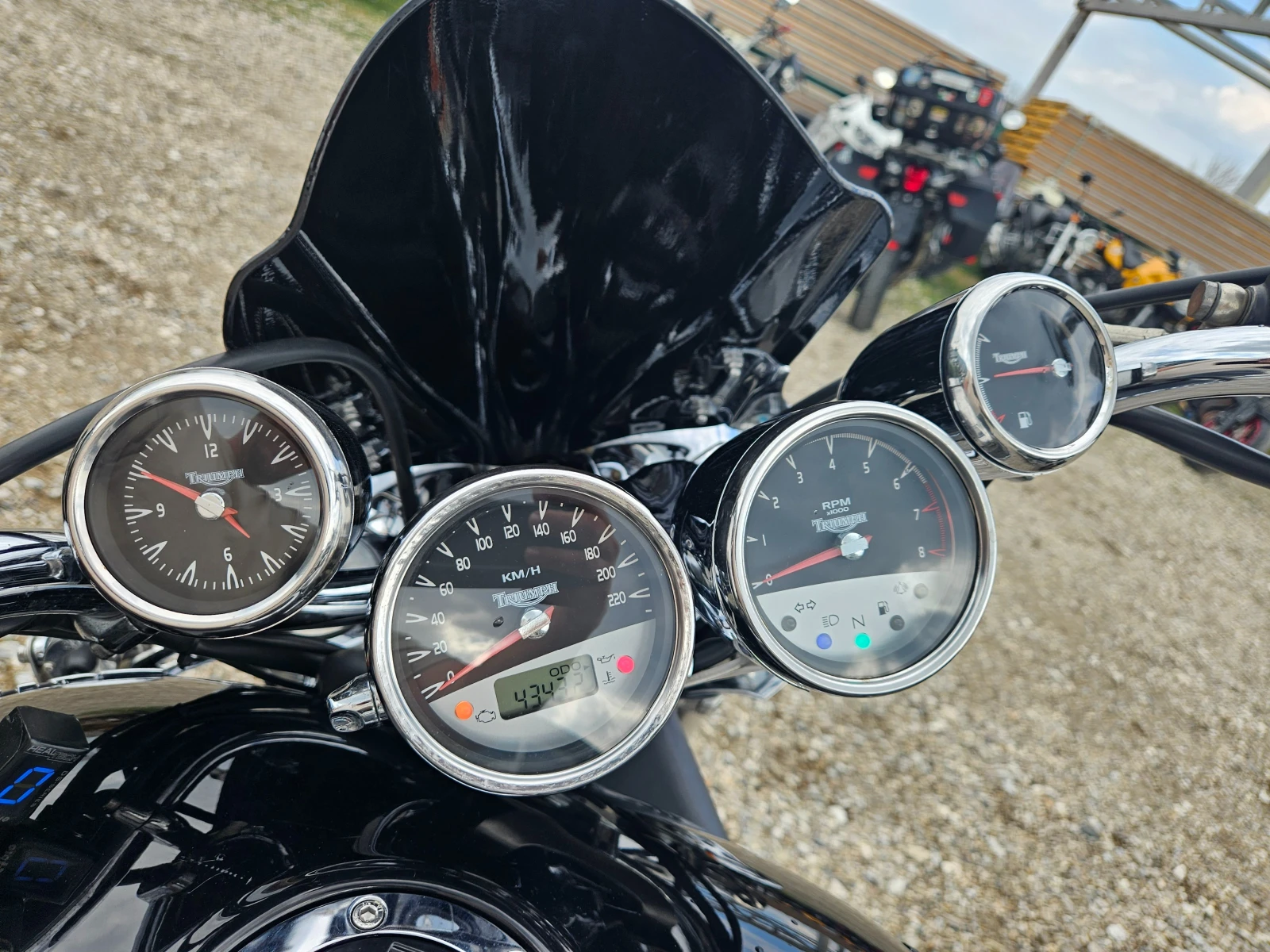 Triumph Rocket Лизинг Бартер, снимка 14 - Мотоциклети и мототехника - 42676291