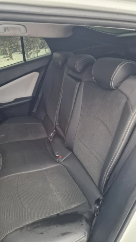 Toyota Prius 1.8 hybrid , снимка 9