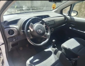 Toyota Yaris, снимка 12