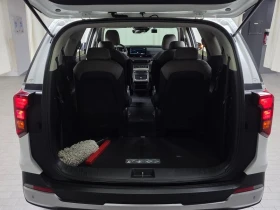 Kia Carnival 2.2 Automatic, снимка 16