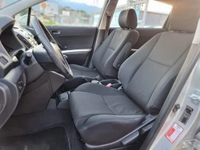 Toyota Corolla verso 2.2 , снимка 9