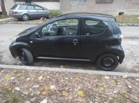 Toyota Aygo 998 кубика ГАЗ , снимка 10