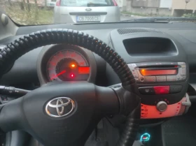 Toyota Aygo 998 кубика ГАЗ , снимка 11