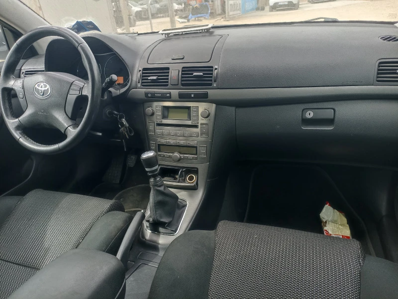 Toyota Avensis 2.0 D4D , снимка 11 - Автомобили и джипове - 21794468