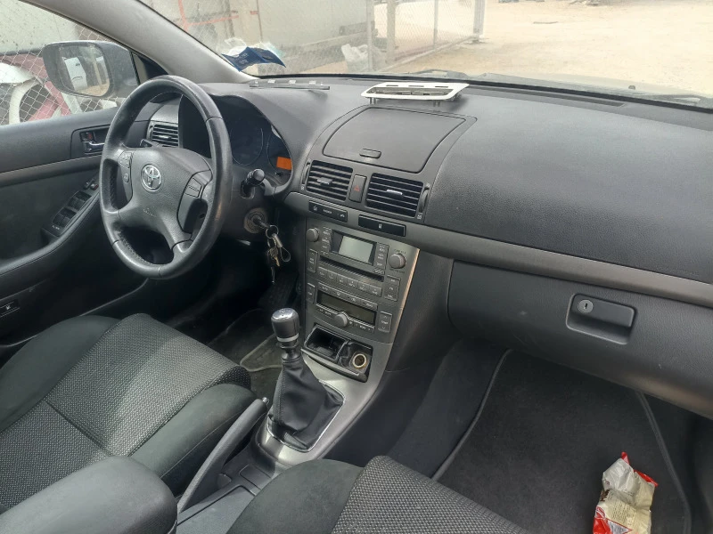 Toyota Avensis 2.0 D4D , снимка 15 - Автомобили и джипове - 21794468